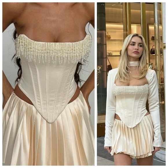 SOLD House of CB Ivory Pleated Satin Mini Skirt Emira size S - Picture 2 of 9